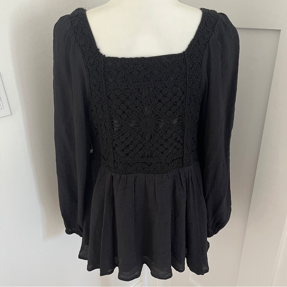 NWOT Altar’d State women’s Sz M Black Embroidered top fit flare blouse Tunic*Q13 - Picture 2 of 3